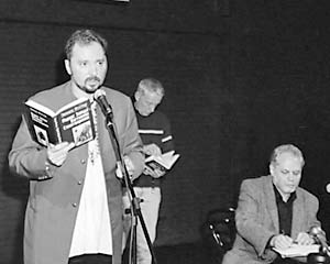 Критик Данила Давыдов (www.vavilon.ru)